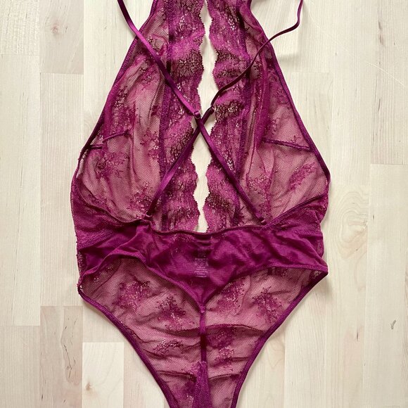 Victoria's Secret Women's Burgundy Lacey Sheer One Piece Lingerie Bodysuit sz SM - Picture 3 of 6